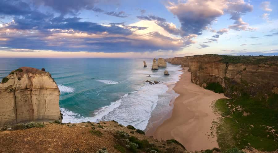 Melbourne: Great Ocean Road to 12 Apostles via the Coastline - The Memorial Arch and the road’s human story