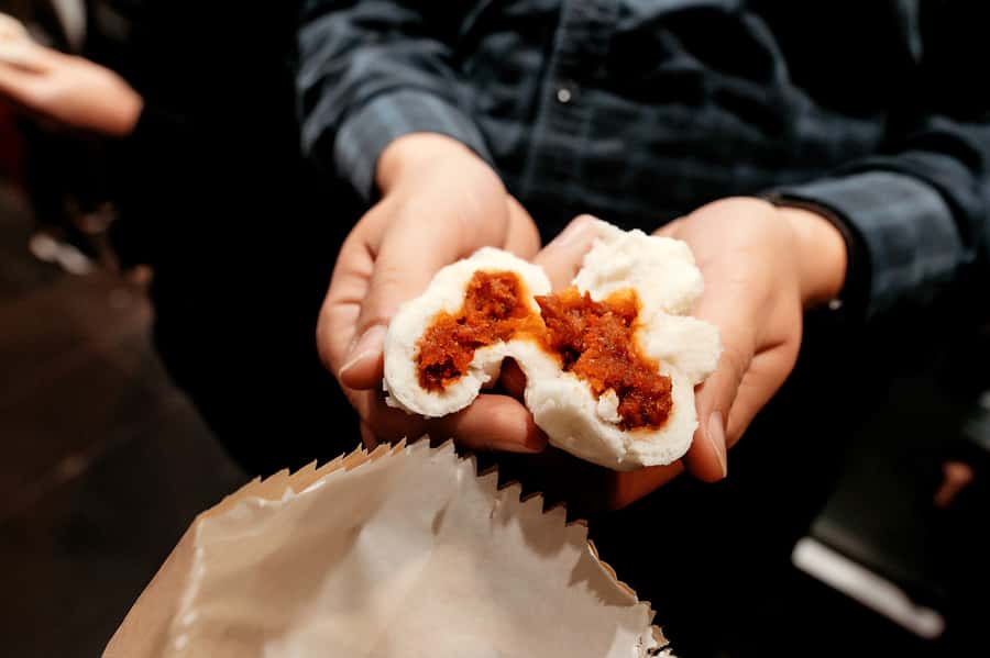 Melbourne: Guided Night-Time Food Walking Tour - The drink question and the real price