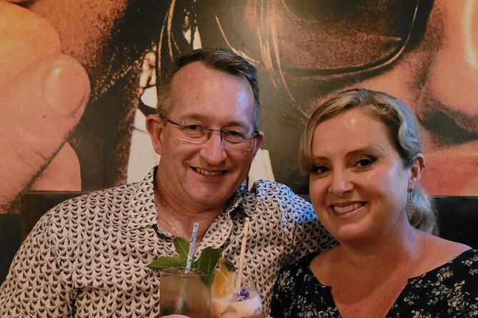 Melbourne: Hidden Bar and Cocktail Tour - The final bar: cocktails, conversation, and a useful map