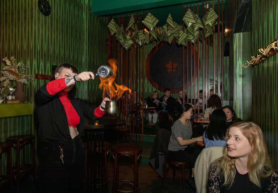 Melbourne: Hidden Bar and Cocktail Tour - Who should book this Melbourne tour