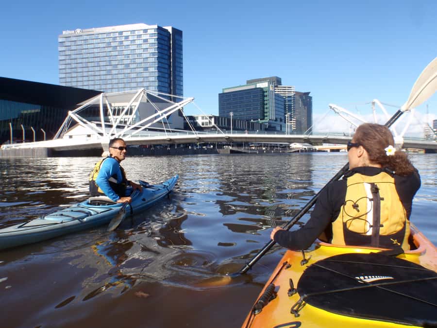 Melbourne: Iconic City Sights Kayak Experience - Why the Yarra is a good place to see Melbourne