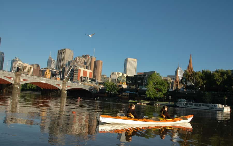 Melbourne: Iconic City Sights Kayak Experience - Under Princes Bridge and into the city centre