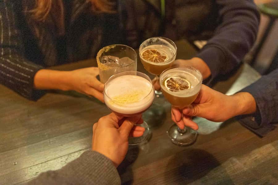 Melbourne: Laneway Bar Tour Where Locals Drink - Meeting at Gordon Reserve