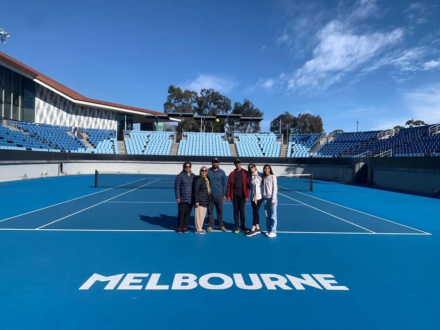Melbourne: MCG & Sports Venue Sightseeing Tour - Walking through Melbourne’s Olympic precinct