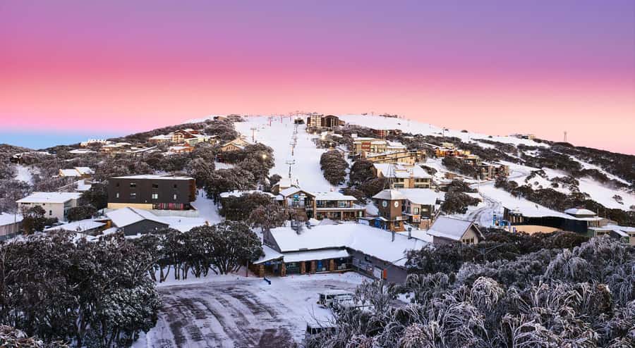 Melbourne: Mt Buller Snow Tour-Save on Hire & True 5 Hrs Fun - The 45-minute stop at Alzburg Ski Hire