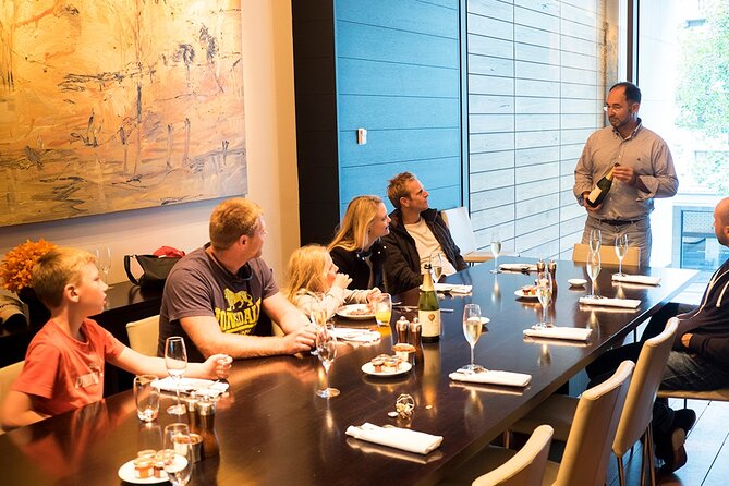 Melbourne Premium Balloon Flight plus 5-Star champagne breakfast - A small group makes a difference