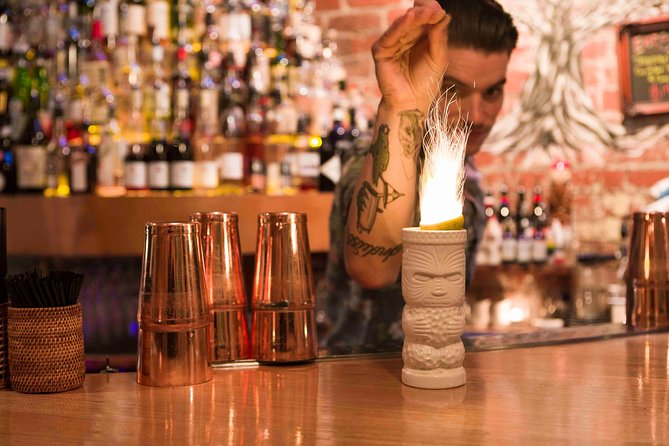 Melbourne's Living Laneway Scene: Local Bars and Their Stories - Stop one: starting with a classic Melbourne welcome