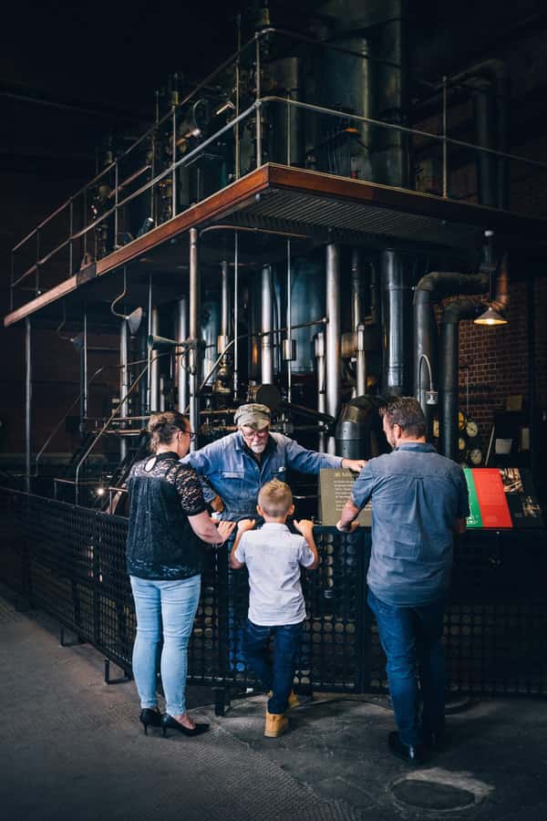 Melbourne: Scienceworks Entry Ticket - Planetarium and Lightning Theatre cost extra