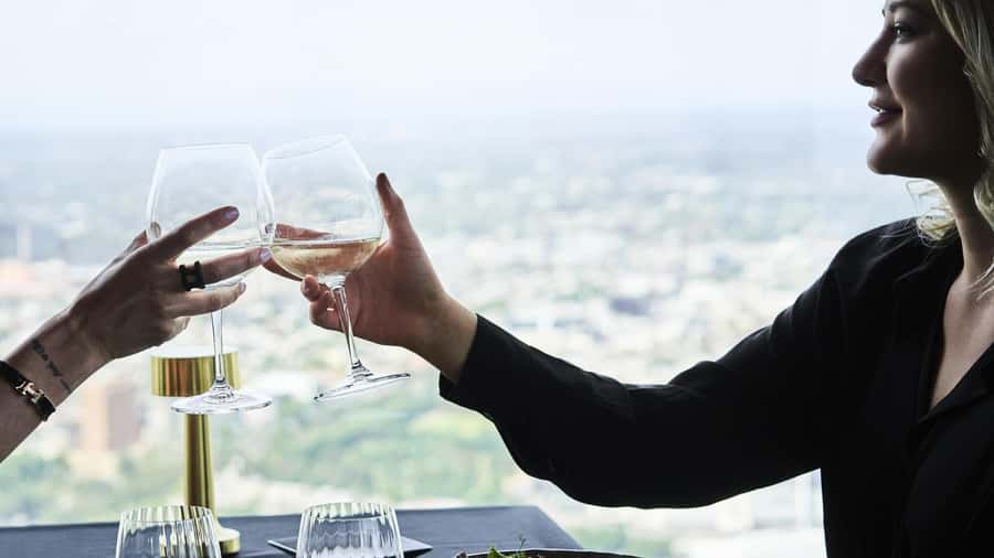 Melbourne: Skydeck and Altitude Dining Experience - A short format that works before theatre or sport