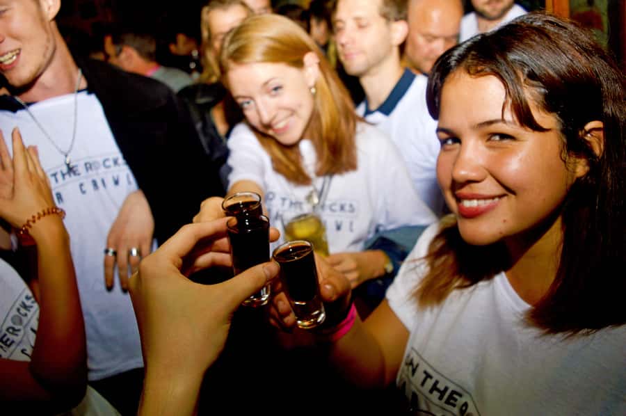 Melbourne: Weekly Bar Crawl: 5 Free shots, Club Entry - Why solo visitors may get the most from it