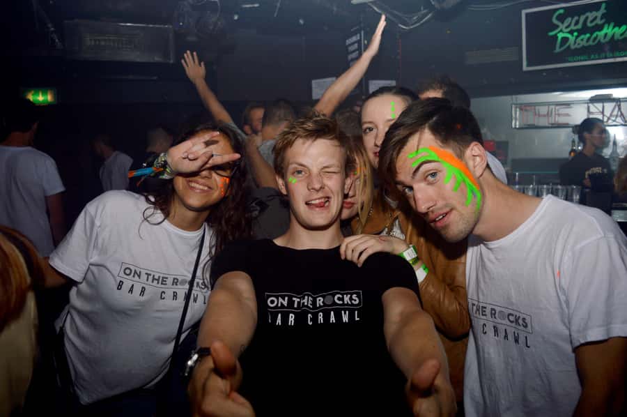 Melbourne: Weekly Bar Crawl: 5 Free shots, Club Entry - Dress, ID, and getting through the door
