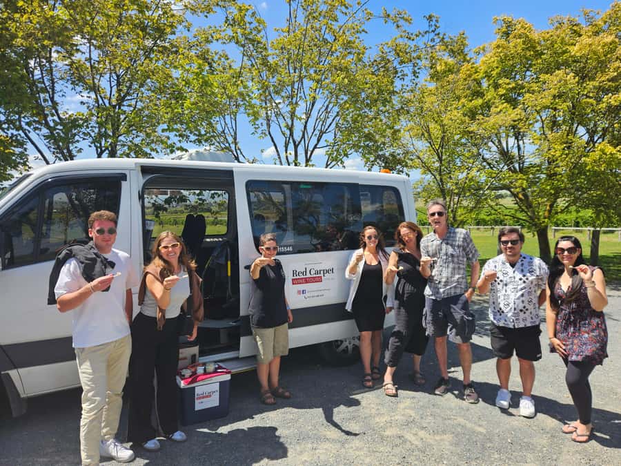 Melbourne: Yarra Valley Wine, Gin, Whisky and Chocolate Tour - The guides make or break the mood