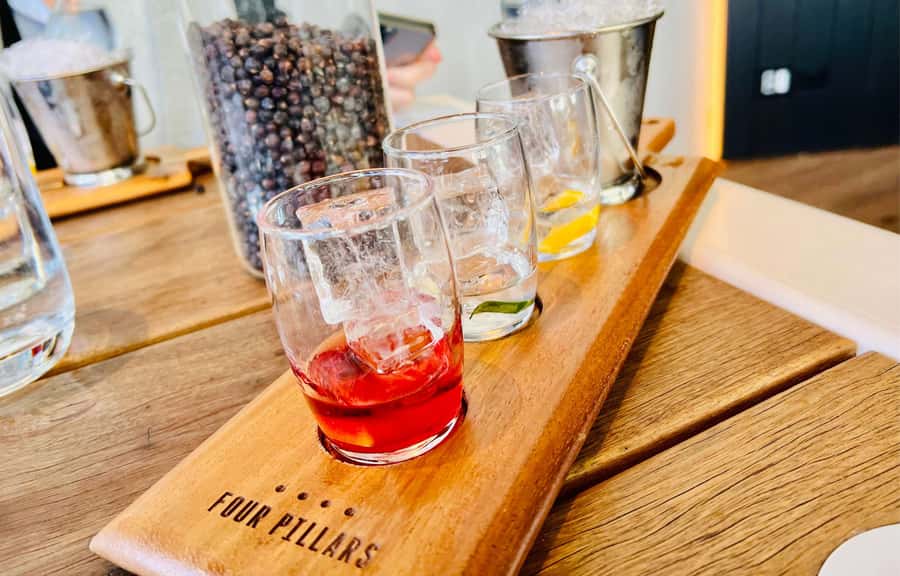 Melbourne: Yarra Valley Wine Tour + Lunch & Gin/Beer Option - Payten & Jones or a choice of gin and beer