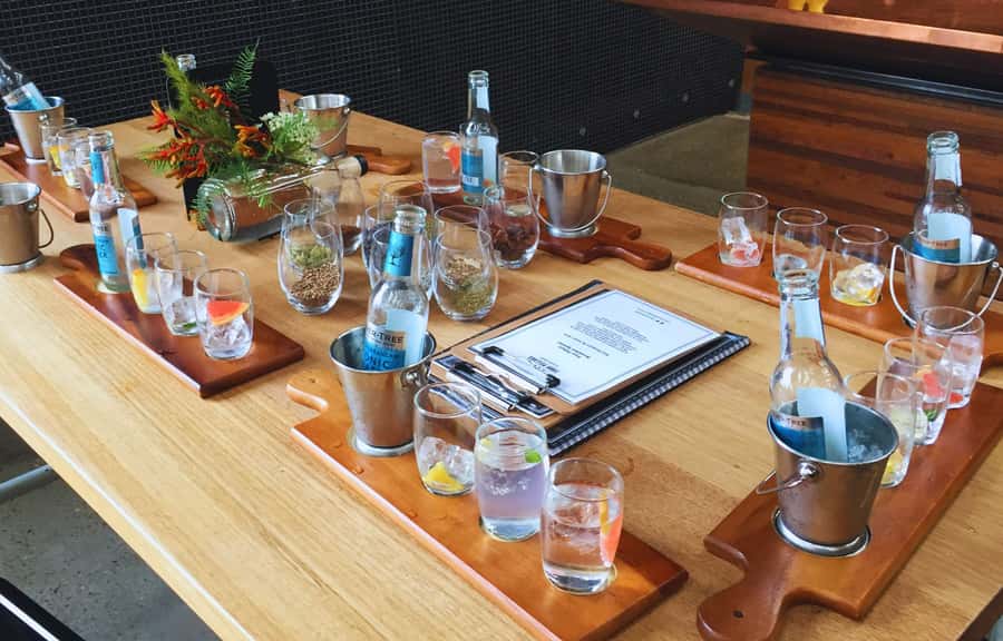Melbourne: Yarra Valley Wine Tour + Lunch & Gin/Beer Option - The Yarra Valley Chocolaterie is a smart final stop