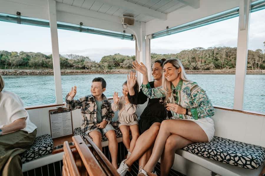 Mooloolaba: Canal Cruise with Commentary - Booking and boarding tips