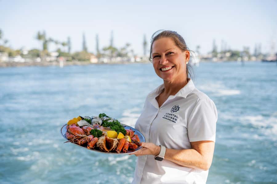 Mooloolaba: Seafood Lunch Cruise - Choosing between prawns, fish, calamari, and a burger