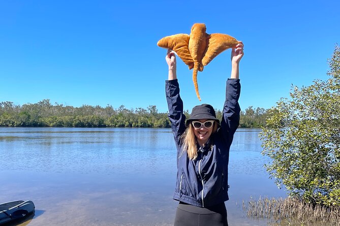 Noosa Everglade Kayak -South/Noosa End - Searching for Stingrays! - A break on a quiet shore