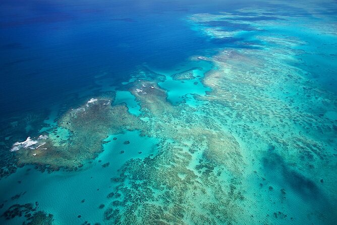 Outer Reef Odyssey - 40 minute Reef Scenic Flight - The 40-minute route over reef, cay, and open sea