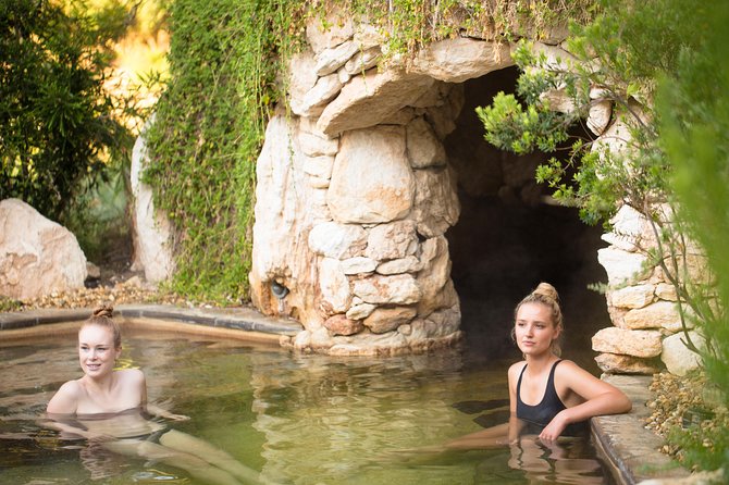 Peninsula Hot Springs Day Trip with Bathing Entry from Melbourne - Why Peninsula Hot Springs makes a good day trip