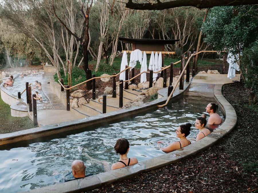 Peninsula Hot Springs: Entry Ticket with Bath House - Food, breaks, and what to bring