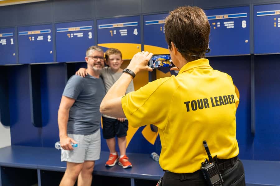 Perth: Optus Stadium Guided Tour - Change rooms, lockers, and the inner sporting world