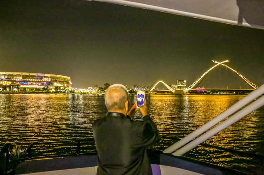 Perth: Swan River Dinner Cruise - Service and the small details that matter
