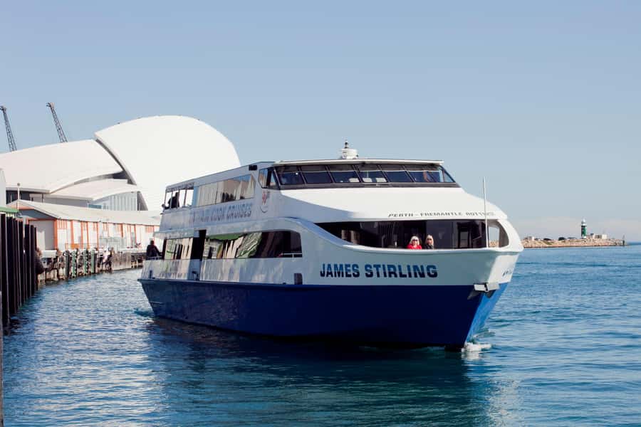 Perth: Swan River Lunch Cruise - Weather and sound can shape the experience