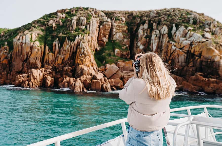 Phillip Island: 1-Hour Cape Woolamai Scenic Cruise - Birdlife and the chance of seals or dolphins