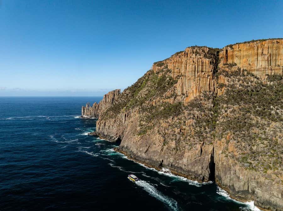 Port Arthur: Cape Raoul Wilderness Cruise - Safety Cove and Crescent Bay bring a change of scale