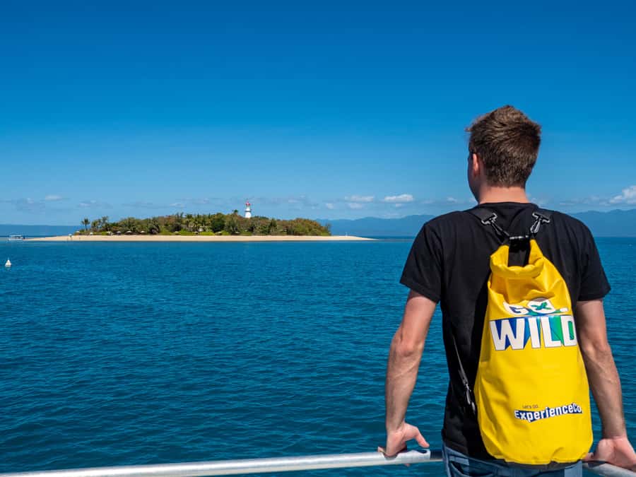Port Douglas: Low Isles Glass Bottom Boat & Snorkeling Tour - Walking across Low Isles between water activities