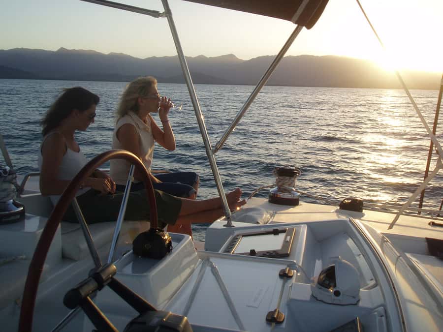 Port Douglas: Sunset Sailing Cruise on Luxury Catamaran - The catamaran, seating, and sailing style