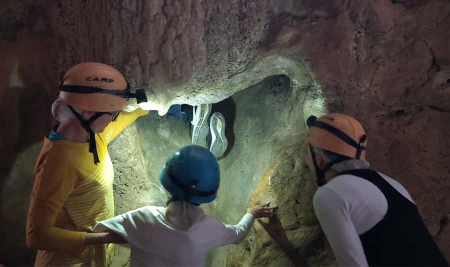 Queensland: 90 Minute Capricorn Caves Explorer Tour - What the 90-minute Capricorn Caves tour is really like