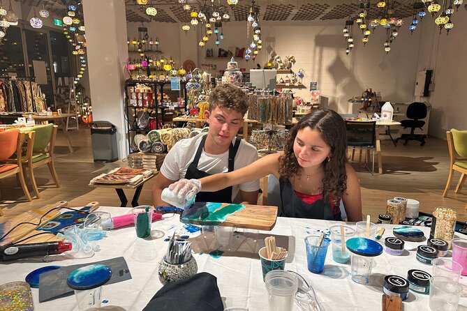 Resin Art Classes Brisbane: Cheeseboards & Coasters - Key points to know before booking