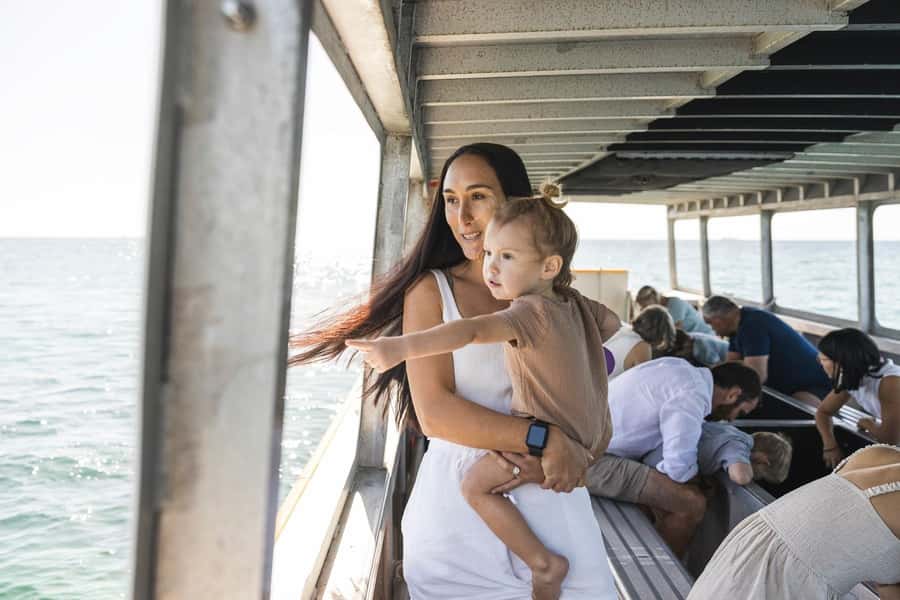 Rosslyn: Great Keppel Island Glass Bottom Boat Tour - What to bring and how to prepare