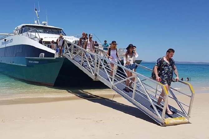 Shared Boat Transfer to Great Keppel Island - What the Freedom Fast Cats Ferry Is Like