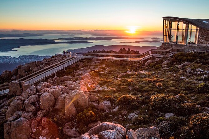 Shore Excursion: Hobart Highlights Day Tour - Guides who shape the day
