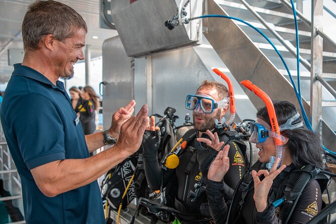 Snorkel & Dive the Reef: Sustainable, Scientific & Cultural Tour - Talks about reef science and culture