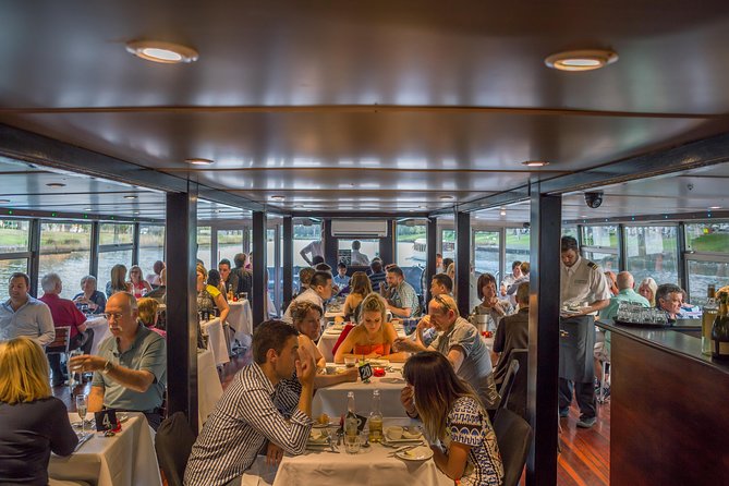 Spirit of Melbourne Dinner Cruise on the Yarra River - The drinks package is a major part of the value