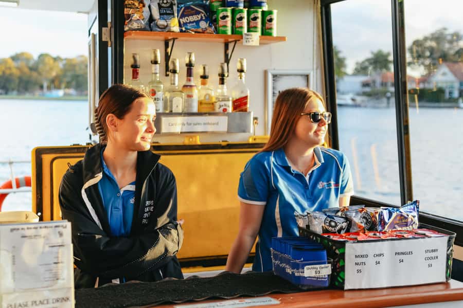 Surfers Paradise Sightseeing City Lights Cruise - Practical details that affect your evening