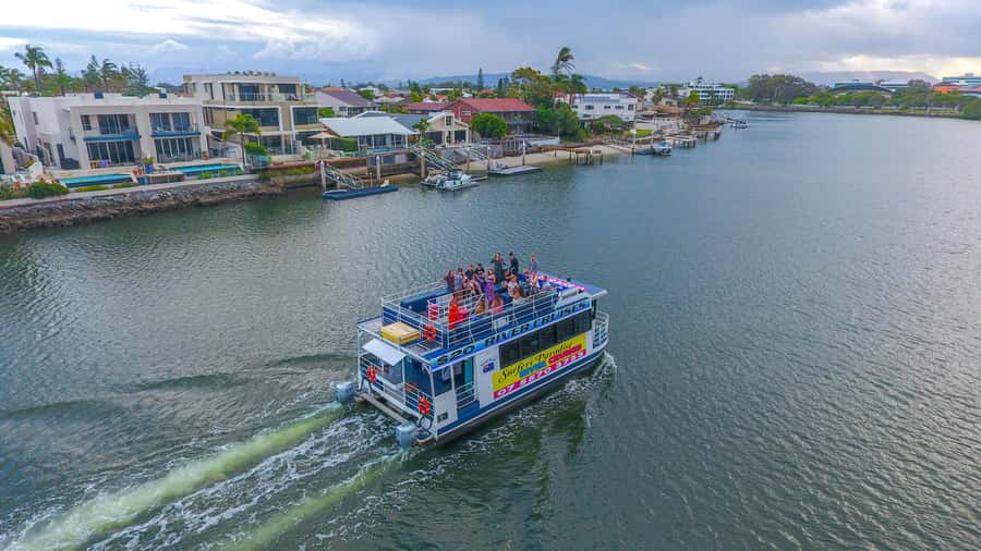 Surfers Paradise: Sightseeing Midday River and Canal Cruise - Surfers Paradise from the water