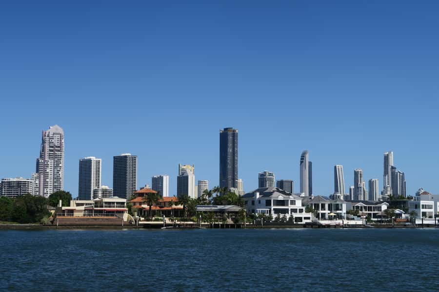 Surfers Paradise: Sightseeing Midday River and Canal Cruise - The top deck, indoor seats, and midday sun