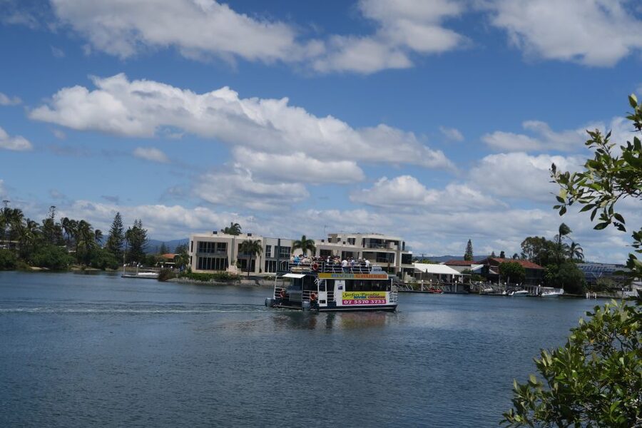 Surfers Paradise: Sightseeing Morning River and Canal Cruise - Who should book this cruise