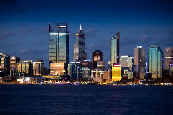Swan River Dinner Cruise - Barrack Square and the 7:00 pm departure