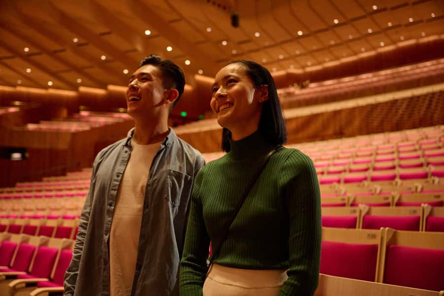 Sydney: 1-Hour Opera House Tour with Meal and Drink - Should you book it?