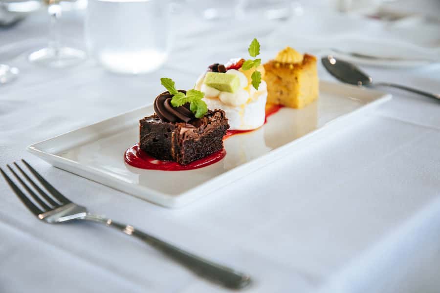Sydney: 3-Course All Inclusive Dinner Harbour Cruise - The first harbour views are the strongest photo chance