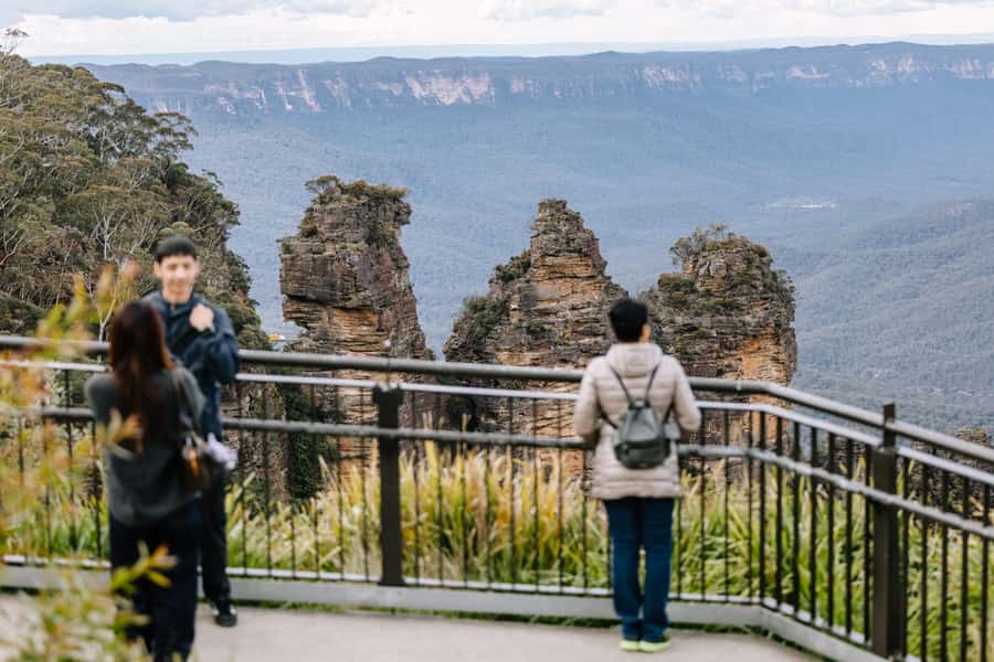 Sydney: Blue Mountains Scenic World, Wildlife Park and Lunch - Responsible tourism and practical value