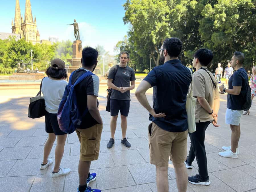 Sydney: City & The Rocks 3.5-Hour Walking Tour with a Drink - Why this walking route works so well