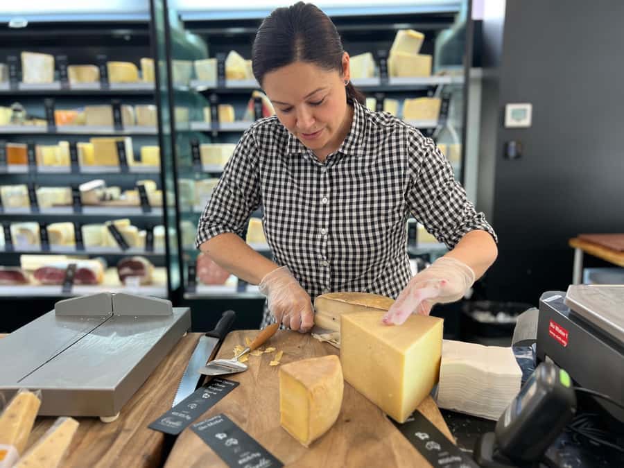 Sydney: Food Tour in Trendy Surry Hills with 8 Tastings - Greek biscuits and the people behind the food