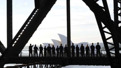 Guided Daytime Summit Climb of Sydney Harbour Bridge