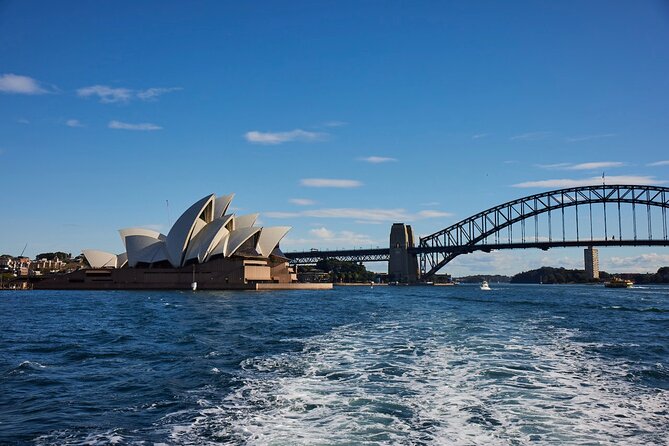 Sydney Harbour Discovery Cruise Including Lunch - Sandstone cliffs, quiet beaches, and a slower side of Sydney
